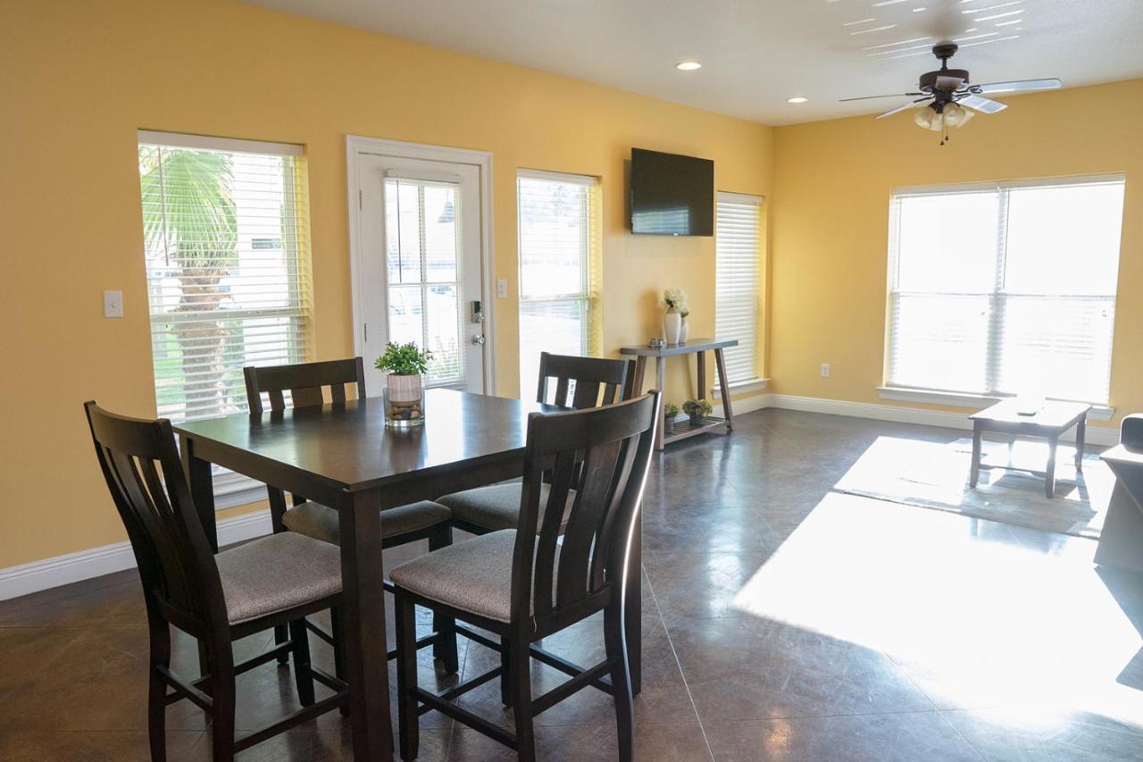 Serene 3Br Apartment 4Tvs Free Wi-Fi & Parking -E- Moss Point Exteriör bild
