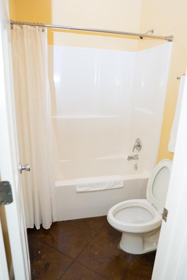 Serene 3Br Apartment 4Tvs Free Wi-Fi & Parking -E- Moss Point Exteriör bild