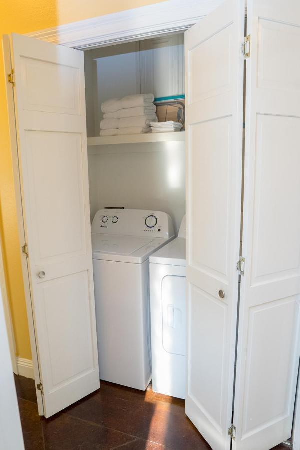 Serene 3Br Apartment 4Tvs Free Wi-Fi & Parking -E- Moss Point Exteriör bild