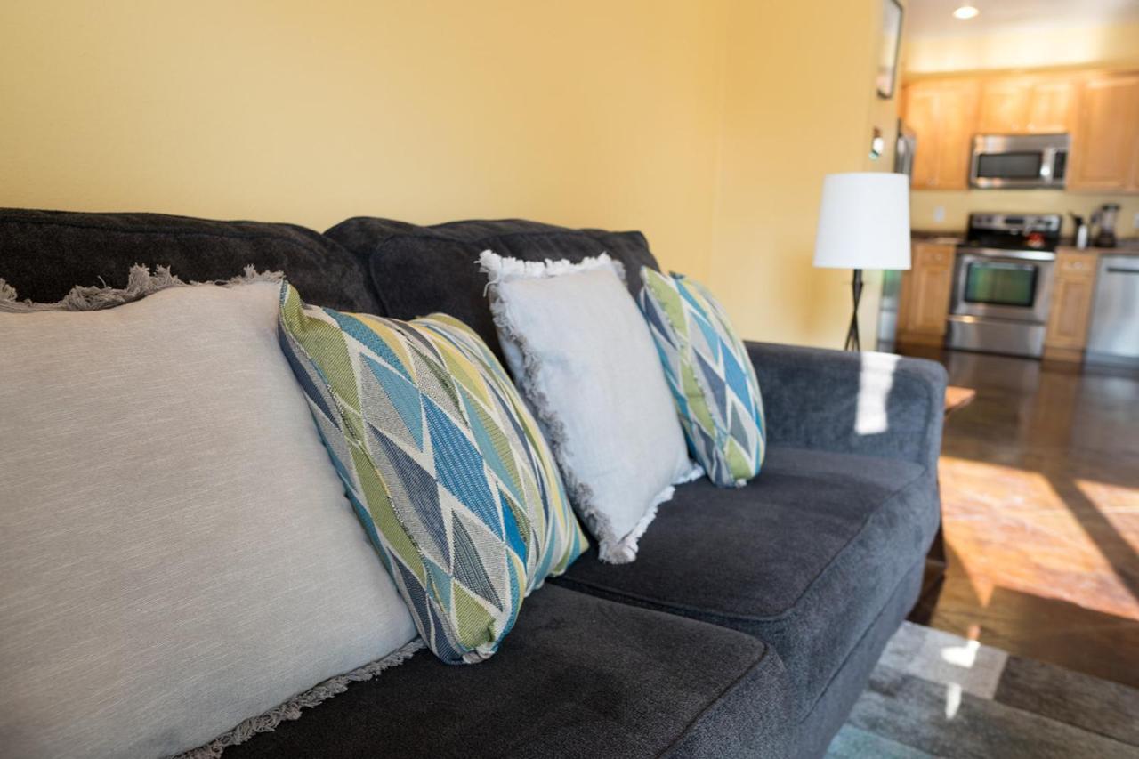 Serene 3Br Apartment 4Tvs Free Wi-Fi & Parking -E- Moss Point Exteriör bild