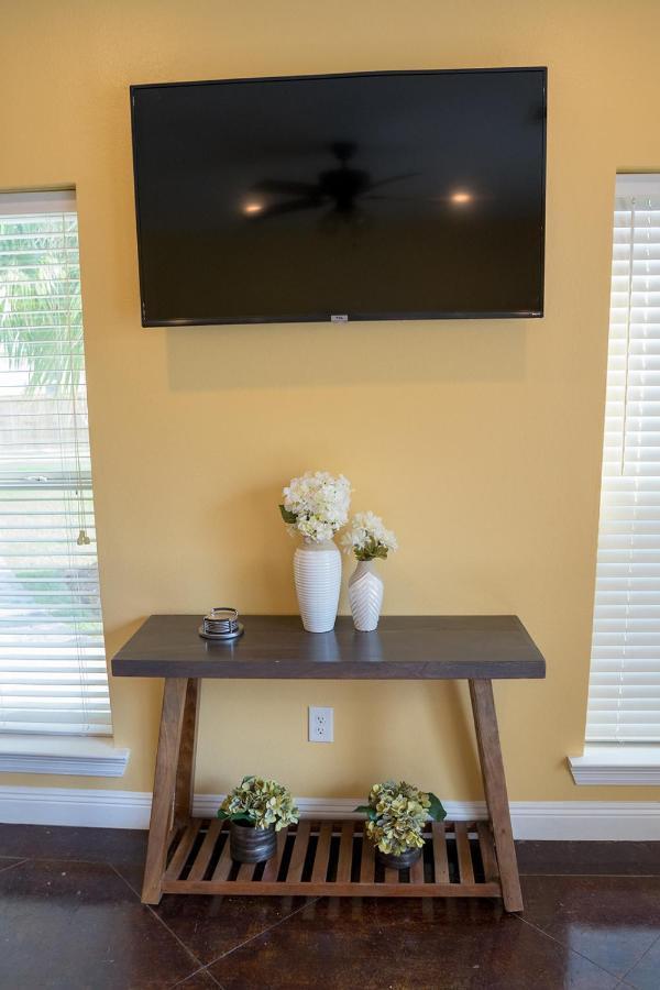 Serene 3Br Apartment 4Tvs Free Wi-Fi & Parking -E- Moss Point Exteriör bild