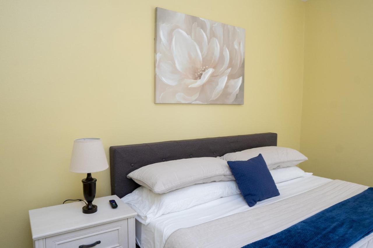 Serene 3Br Apartment 4Tvs Free Wi-Fi & Parking -E- Moss Point Exteriör bild